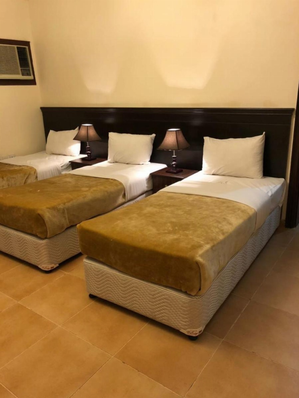 Room image 2